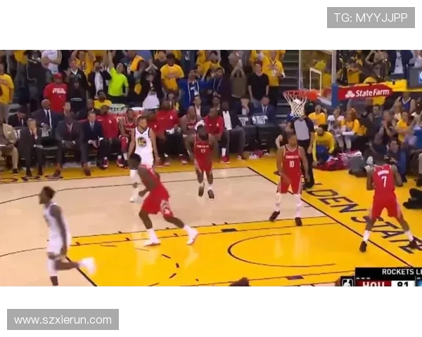 篮球训练中“非视觉通感训练”是否能提升球员弱侧协防效率